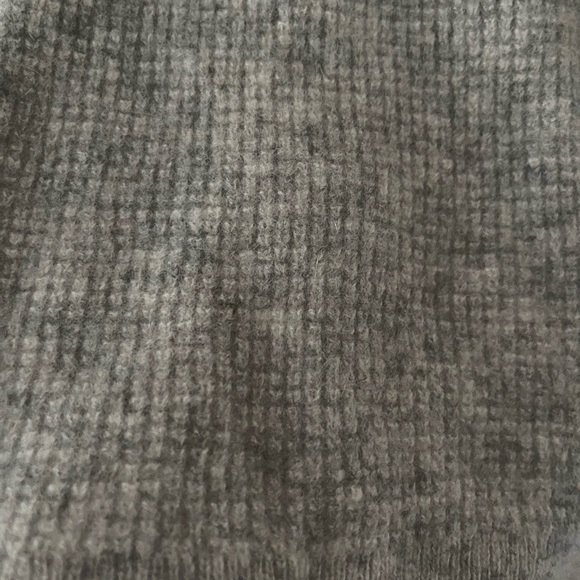 J. Crew Women's 100% cashmere Gray Sweater - Picture 6 of 7